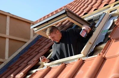 Pose de fenêtres de toit Velux à Coursac